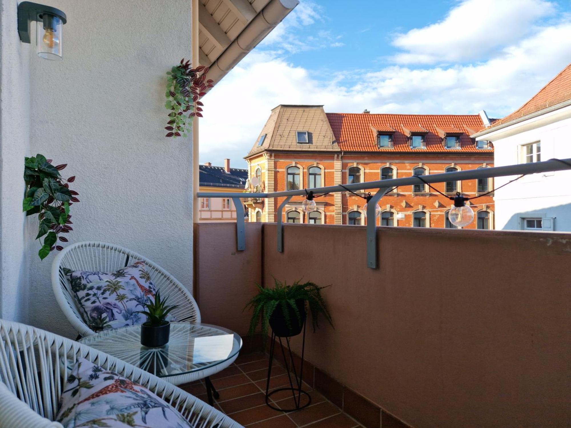 Mawulo - Stadtwohnung Im Zentrum Mit Balkon Apartment Neustadt an der Weinstrasse