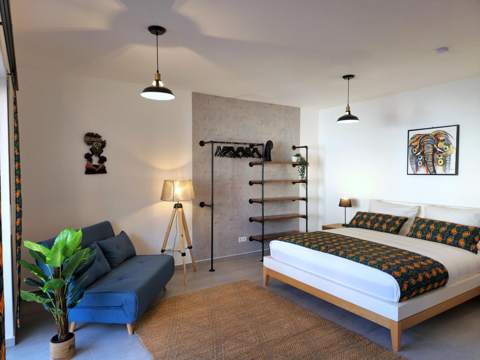 Mawulo - Stadtwohnung Im Zentrum Mit Balkon Apartment